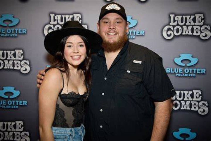 11/17/22 Ottawa, ON Luke Combs