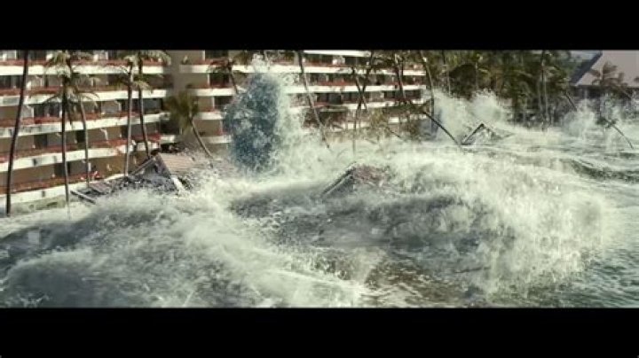 20 Best Tsunami Movies With Tsunami Height & Magnitude 7 #14 Hereafter (2010) - Best Tsunami Movies