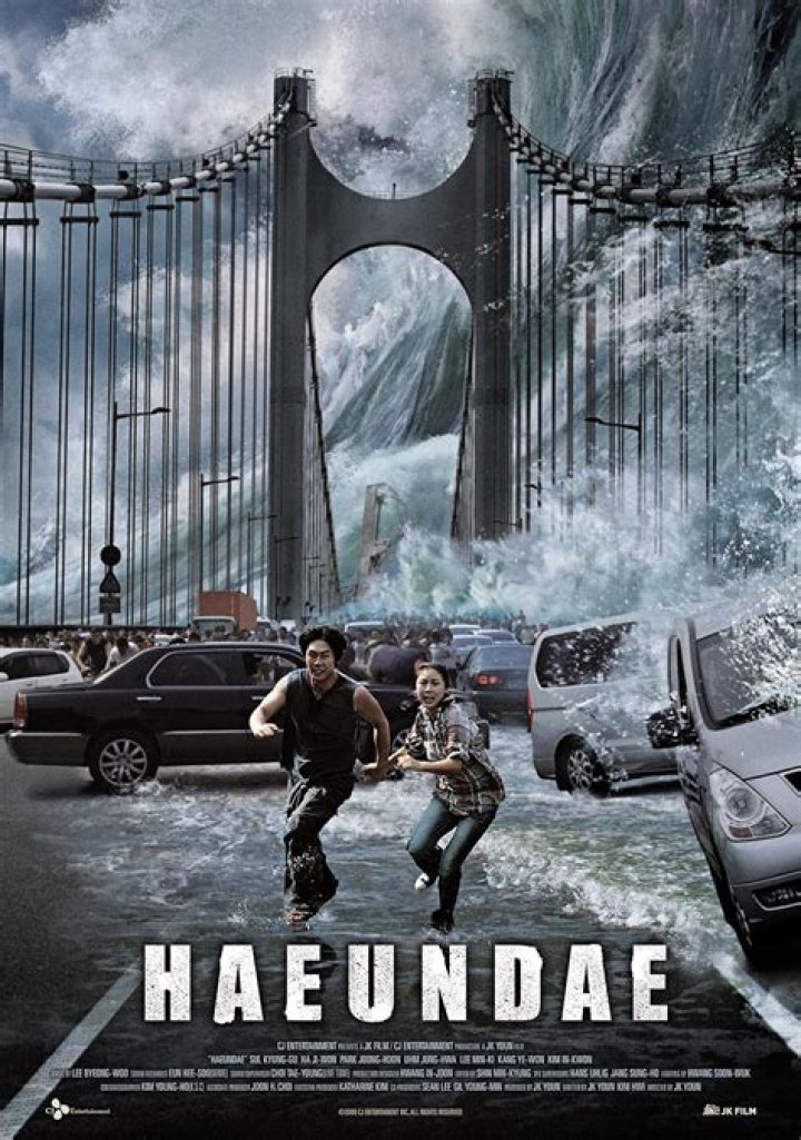 20 Best Tsunami Movies With Tsunami Height & Magnitude 18 #3 2012 (2009) - Best Tsunami Movies
