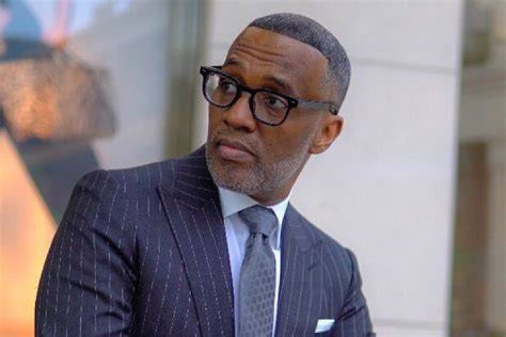 A picture of Kevin Samuels