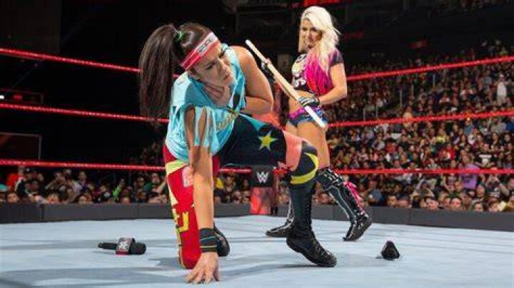 Alexa Bliss Attacks Bayley
