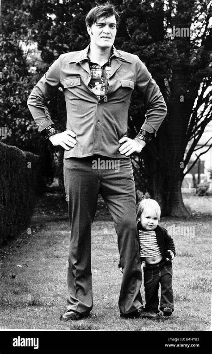 American actor Richard Kiel with his second wife, Diane Rogers, and