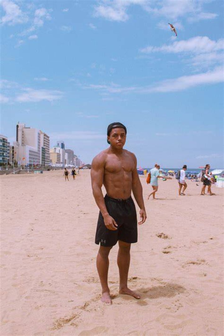 Beach, Sand, Fun, Barechested, Muscle, Summer, Photography, Vacation, Sea, Press up, Beach, Sand, Fun, Barechested, Muscle, Summer, Photography, Vacation, Sea, Press up,