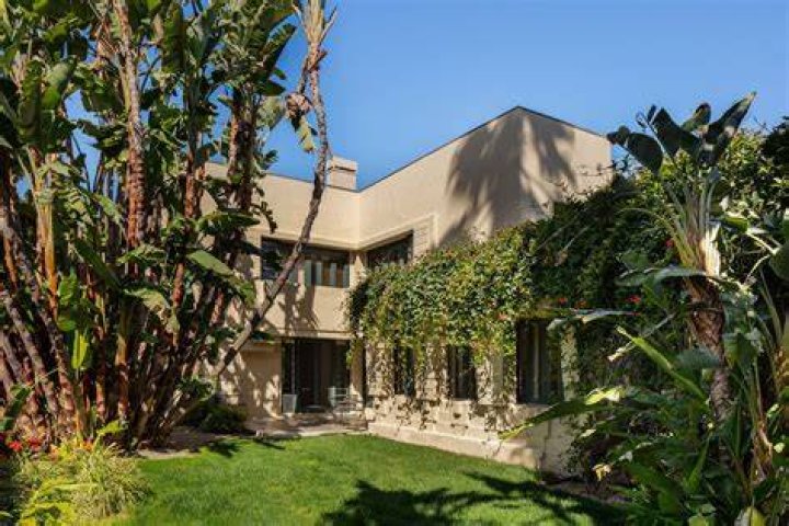 Bollman House Uncrate