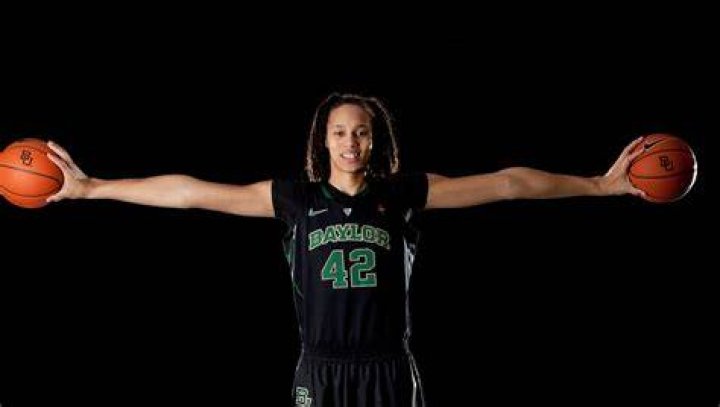Brittney Griner shows off unique WNBA draft fashion, predicts tears