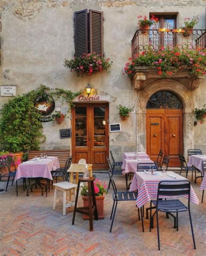 cafe in italy
