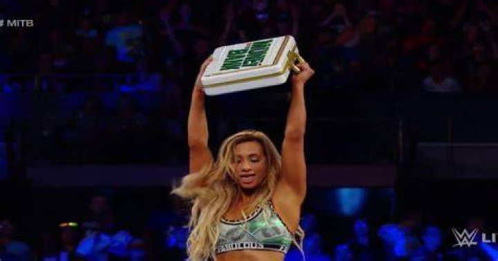 Carmella Legitimately Knocked Out SmackDown Live Ref [Video]