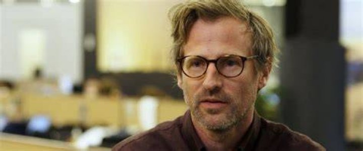 Cat voiced by Spike Jonze calls out in Sing 2
