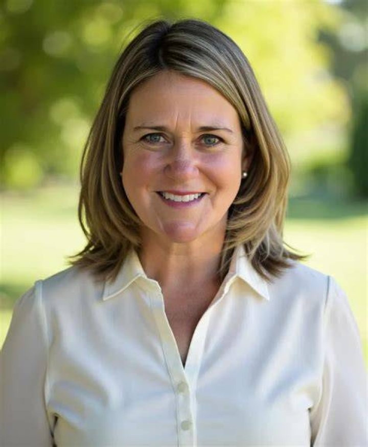 Danielle Duperreault Course Instructor The Dragon Academy LinkedIn