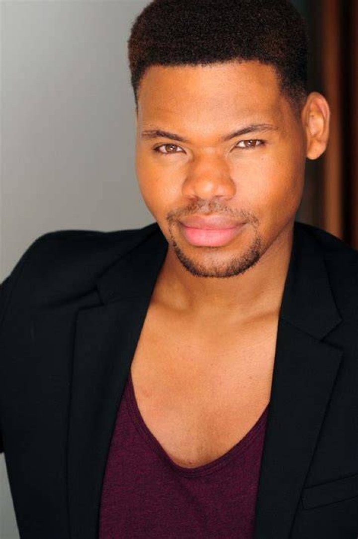 Allstate Insurance Commercial Actors & Actresses 2023 6 Devere Rogers