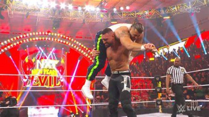 dijak vs d'angelo at roadblock