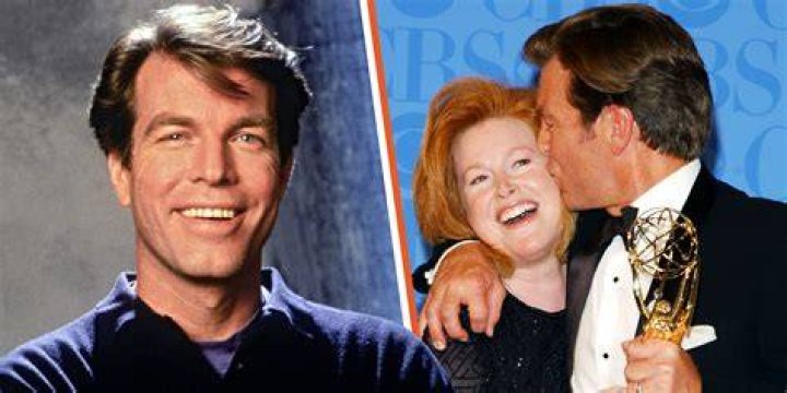 Does Peter Bergman have kids? Does Peter Bergman have kids?