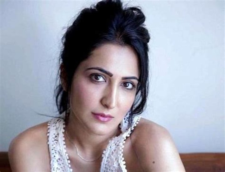 Eisha Chopra Picture