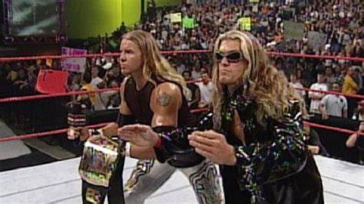 Five Second Pose by Edge and Christian 