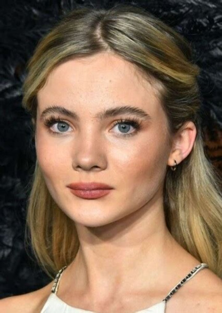 Freya Allan Fan Casting