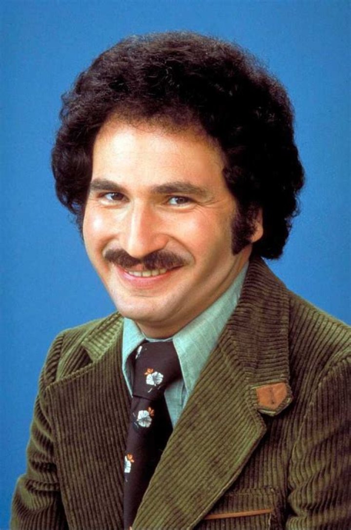 Gabe Kaplan biography Age, net worth, wife, movies, and TV shows Le