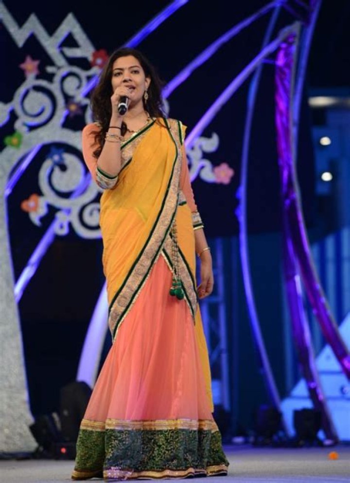 Geetha Madhuri Pic
