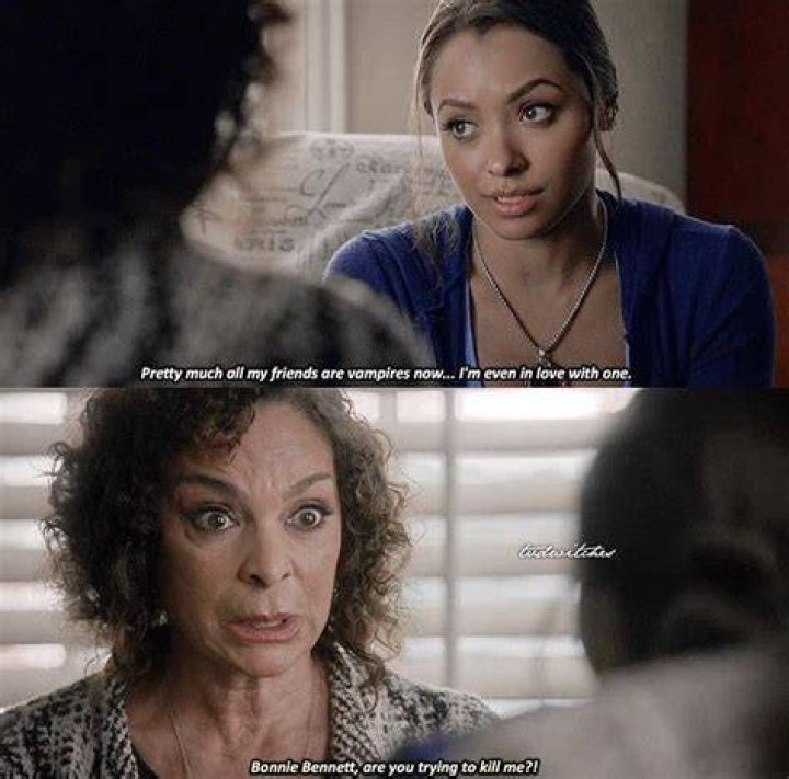 Grams Bennett talking to Bonnie in The Vampire Diaries