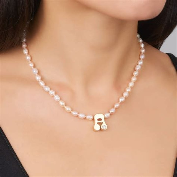 groovy pearl stellar letter necklace 30th anniversary gift