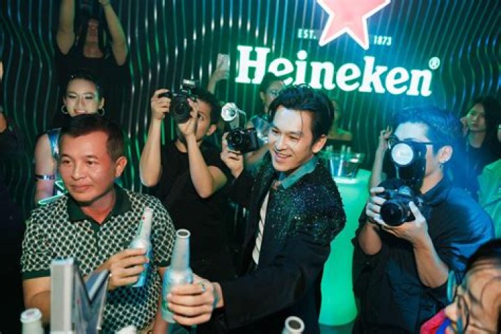 Heineken® Silver launches in the U.S. as a new premium lower-carb, lower-cal beer. Heineken® Silver launches in the U.S. as a new premium lower-carb, lower-cal beer.