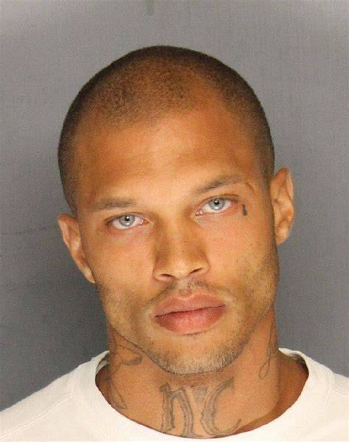 Hot Mugshot Guy Photos Released From Jeremy Meeks' First Photohoot