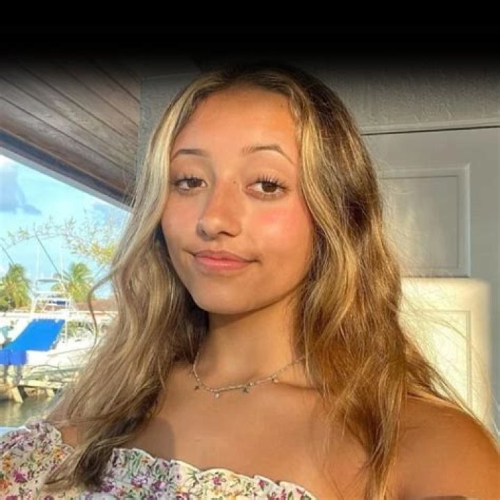 How Old is Lexi from Fgteev, Bio, Net Worth, Boyfriend, Real Name