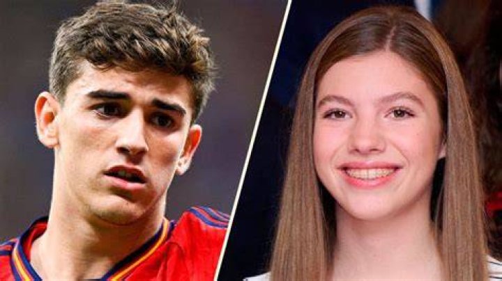 Infanta Sofia and Pablo Gavi Leonor is not the real fan