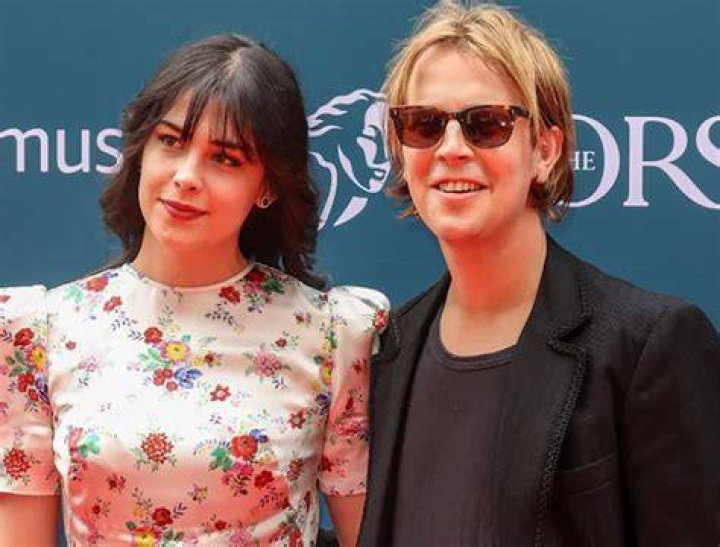 Is Tom Odell Married? His Bio, Age, Wife, Height and Net worth