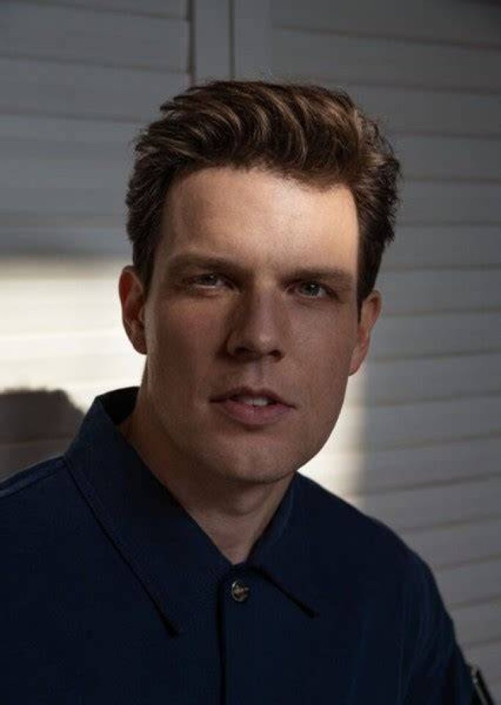 Jake Lacy Fan Casting