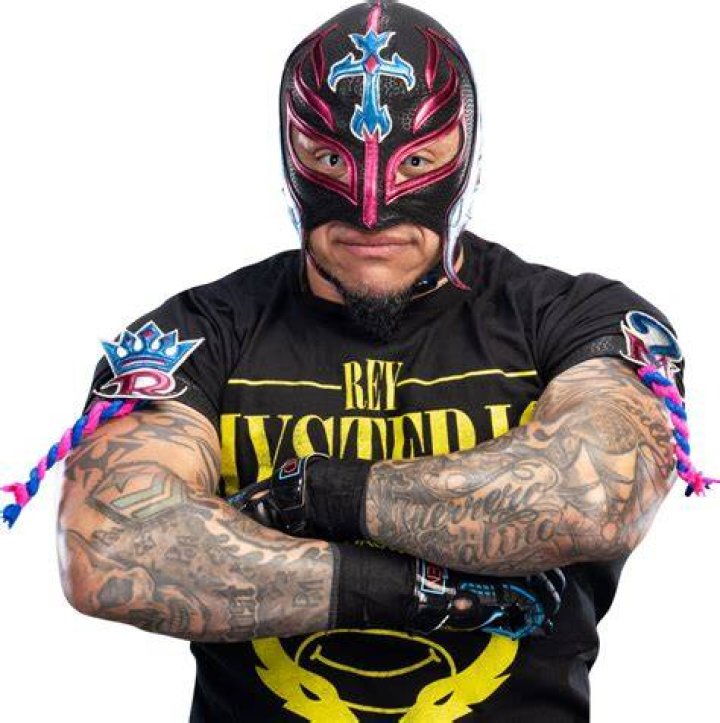 JBL v Rey Mysterio Raw March 30, 2009 Cropped