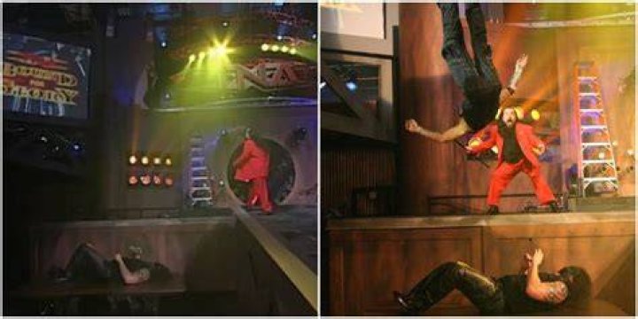 Jeff Hardy leap onto Abyss Bound For Glory 2005