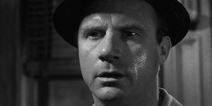 Juror 7 sweating in 12 Angry Men