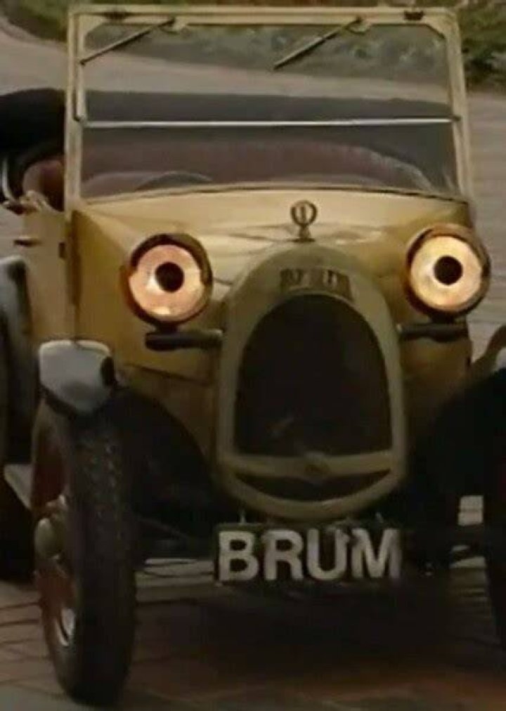 Kaik Brum Fan Casting