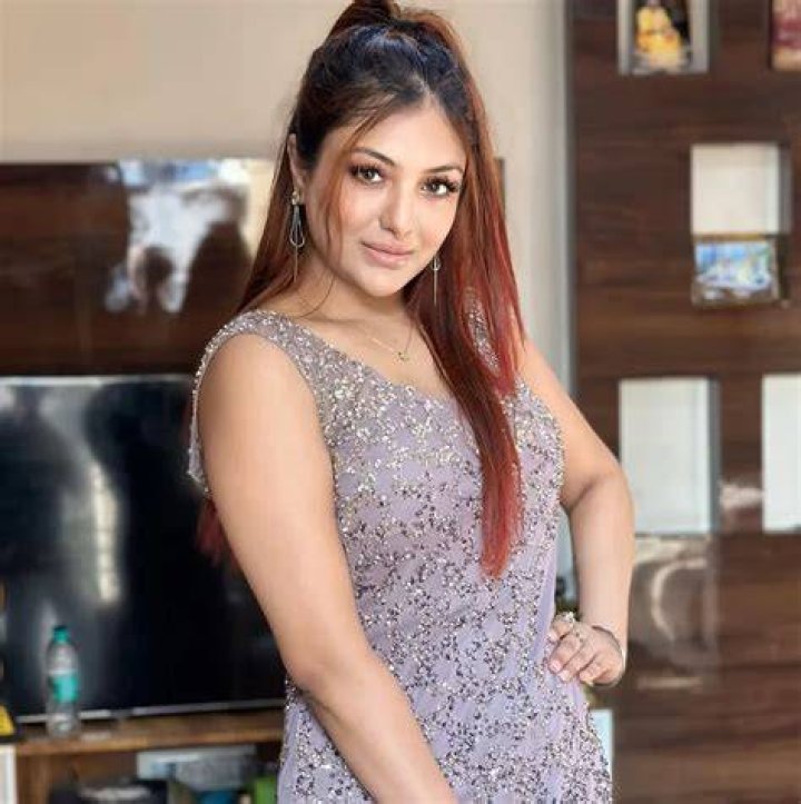 Khushi Mukherjee Pic Download