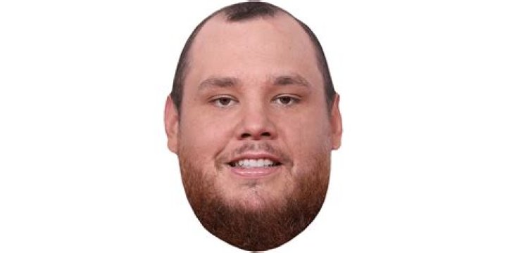 Luke Albert Combs Image
