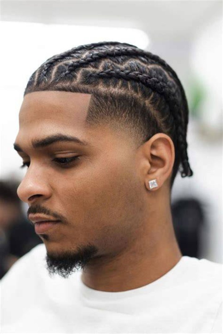 Man Braids With Fade Game Master