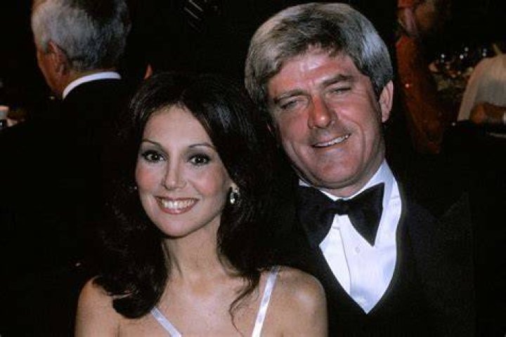 Marlo Thomas and her husband