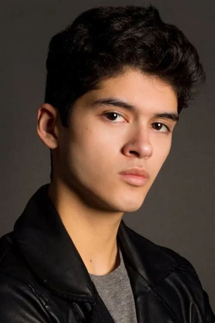 Max Pelayo Fan Casting