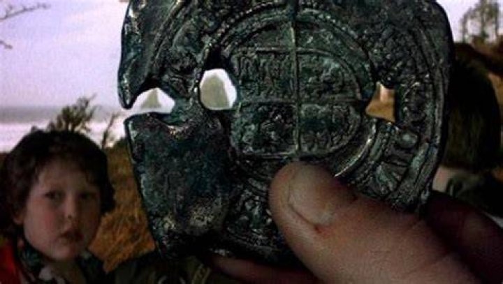 Mikey looking through the doubloon in The Goonies