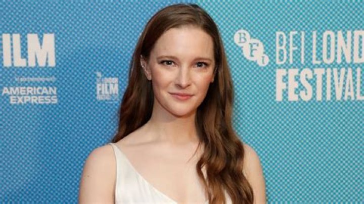 Morfydd Clark On Being Cast As Galadriel In Amazon&rsquo;s Lord Of The Rings