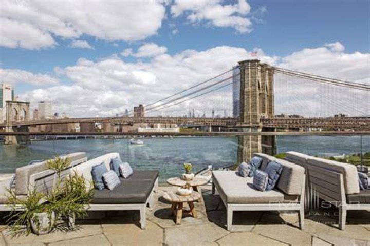 One Brooklyn Bridge PArk-02