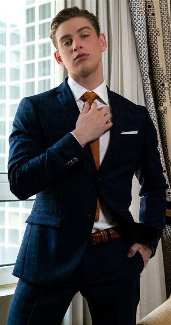Pin en Suited
