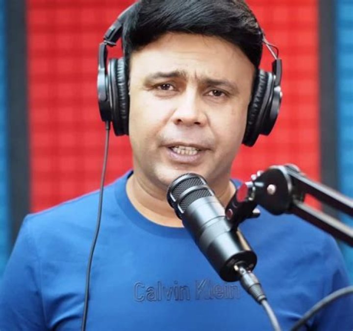 Rj Naved Picture