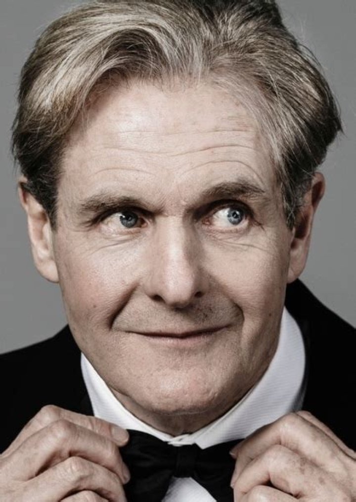 Robert Bathurst Fan Casting
