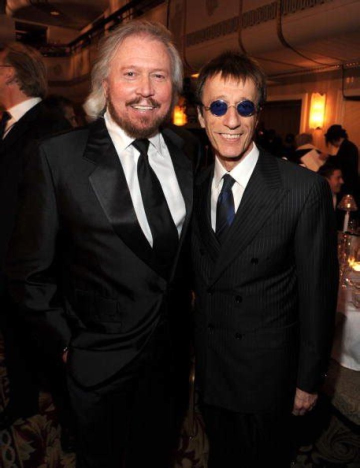 Robin Gibb Height, Weight, Personal Life, Career,Vital Stats club