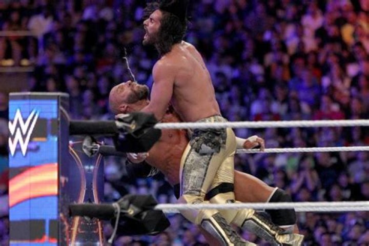 Rollins v Triple H WM 33