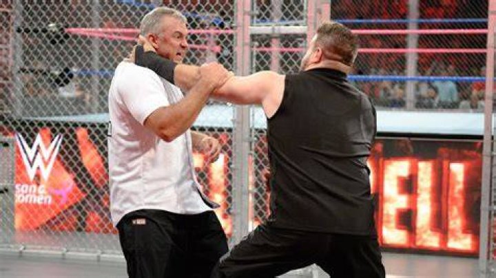 Shane McMahon vs Kevin Owens HIAC