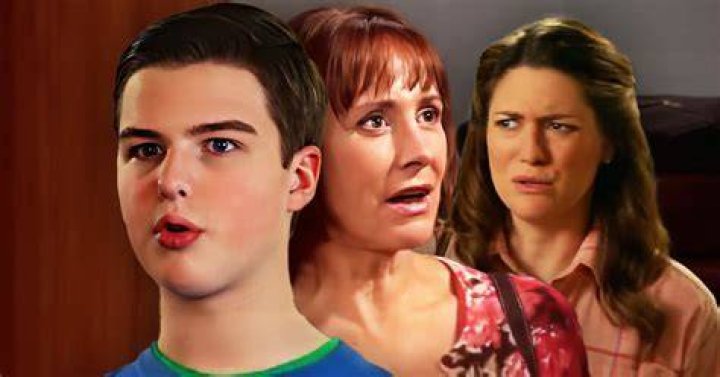 Sheldon meets Mary by the bus in Young Sheldon