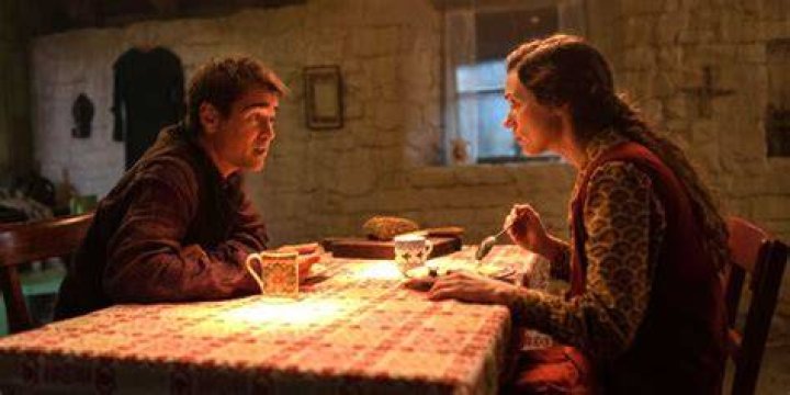 Siobhan and Padraic talk in a small house in the kitchen in The Banshees of Inisherin