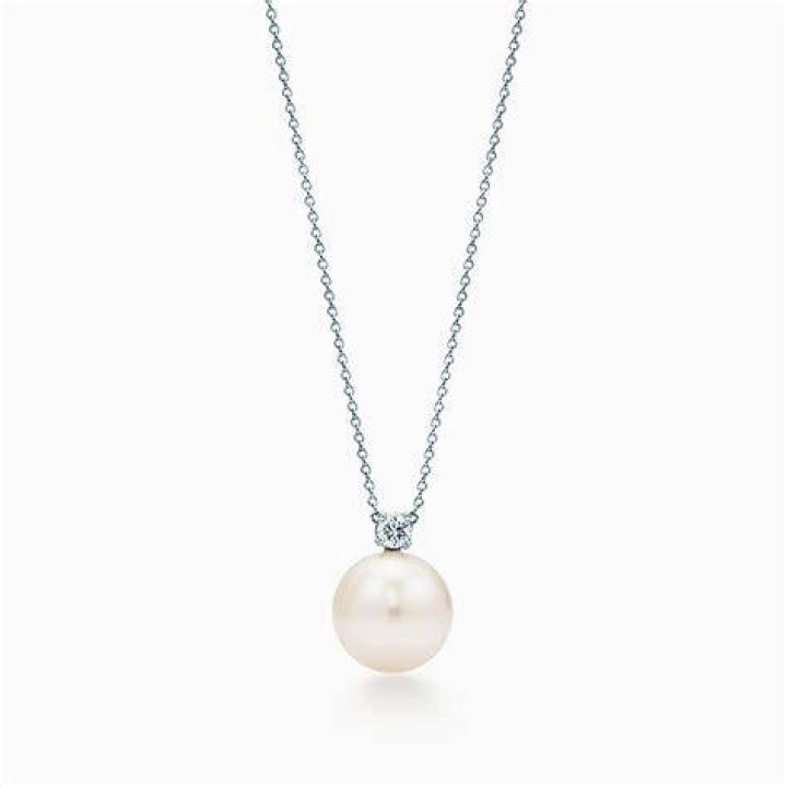 tiffany south sea noble pearl pendant 30th anniversary gift